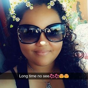 Meet your Posher, Lizbeth